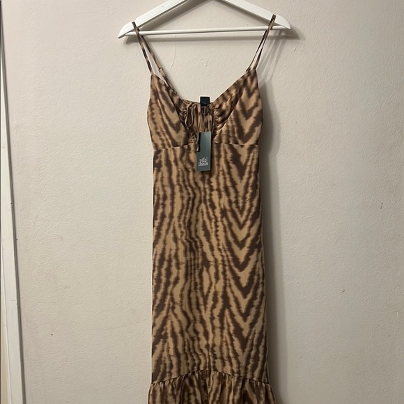 Wild Fable Tan Brown Spaghetti Strap Maxi Dress - Picture 3 of 5